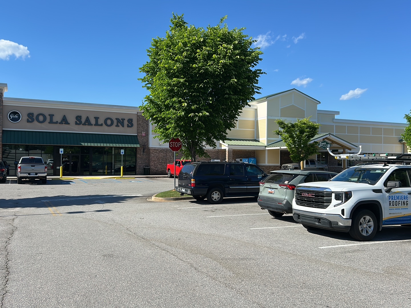 Sola Salons nail photo 4